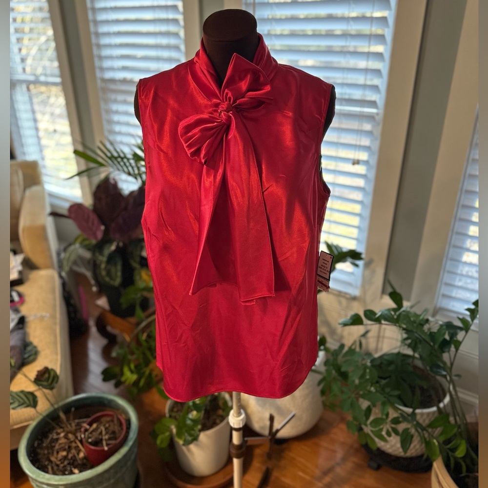 Nine West Satin Red Tie Shirt (1X)